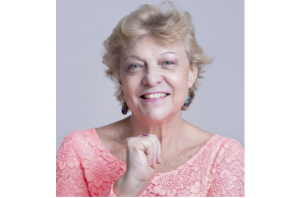 Ana María Llamazares